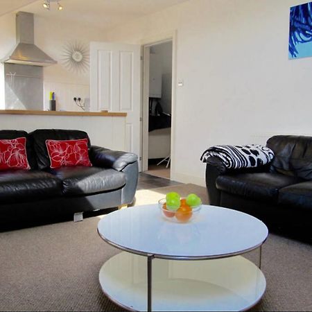 The Hideaway, Victorian Townhouse Apartment With Parking Plymouth Exteriör bild